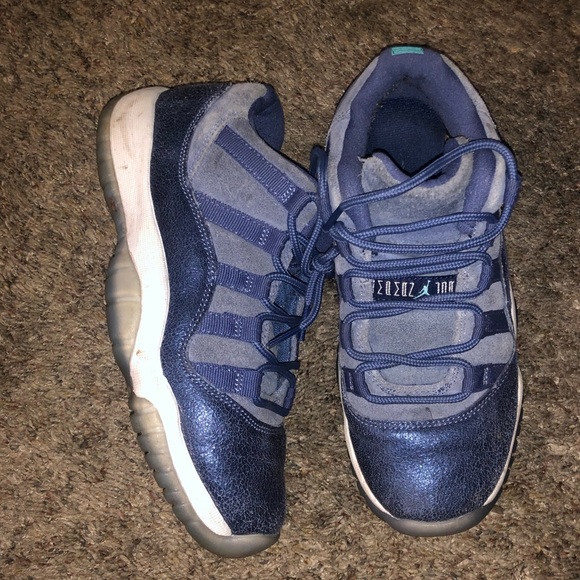 Shoes - Jordan 11 low blue moon US size: 4 1/2